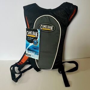 NWT ✨ Camelbak SnoBowl 50 oz Hydration Backpack